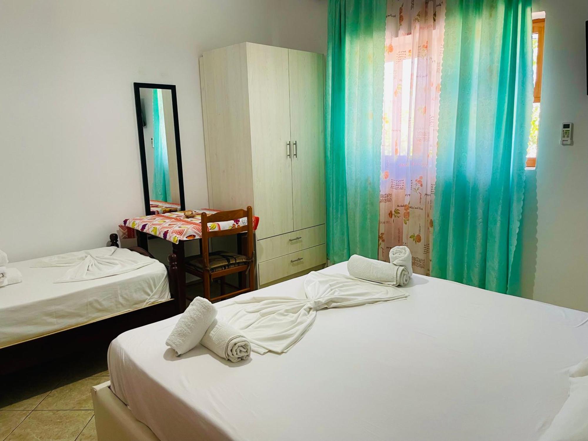 Guesthouse Dollomaja كساميل المظهر الخارجي الصورة